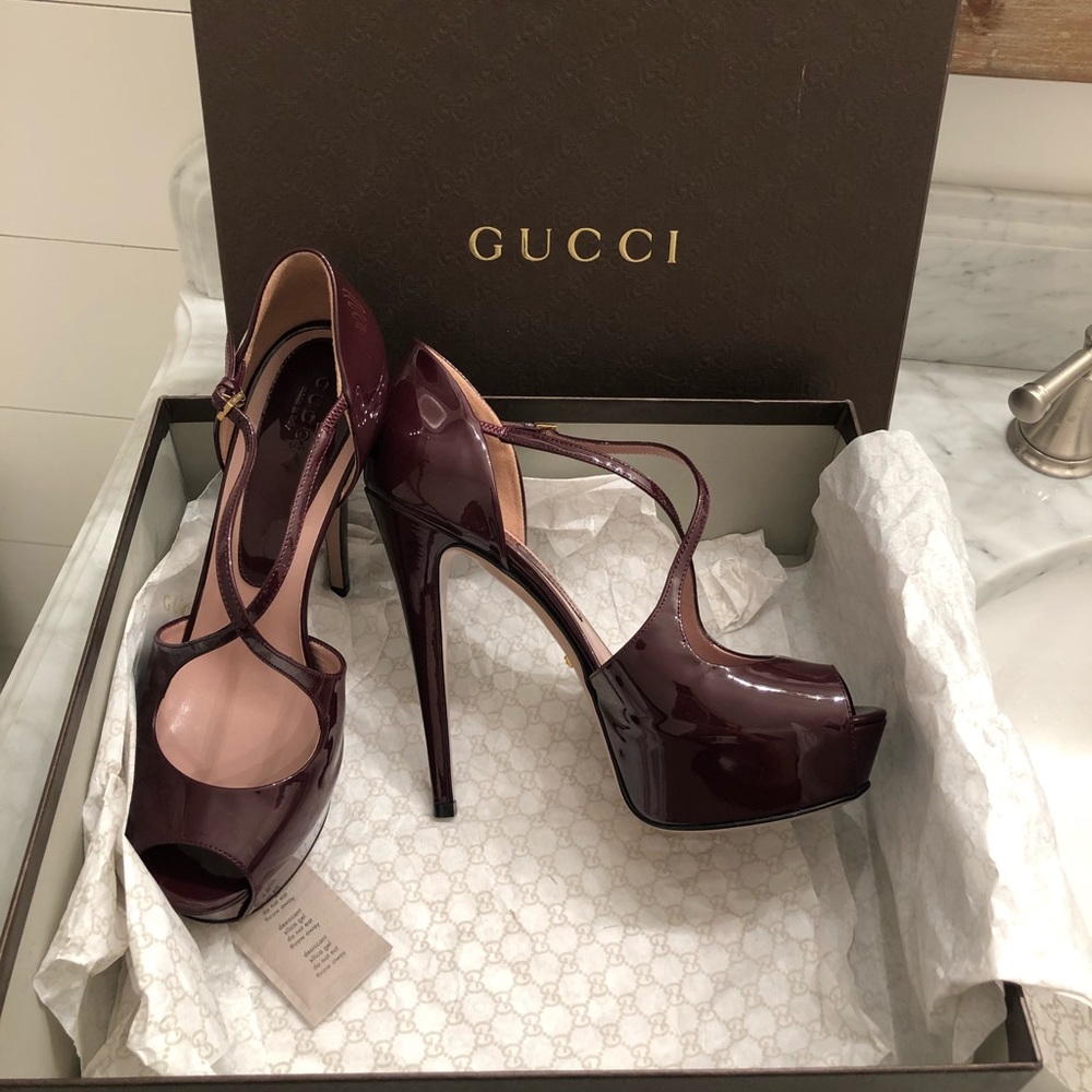 Gucci Lili platform peep toe pumps high heels